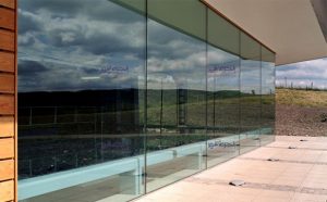 روش نمای شیشه ای فریم لس