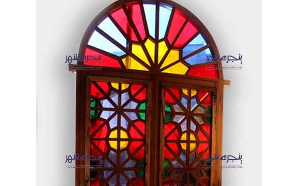 پنجره چوبی